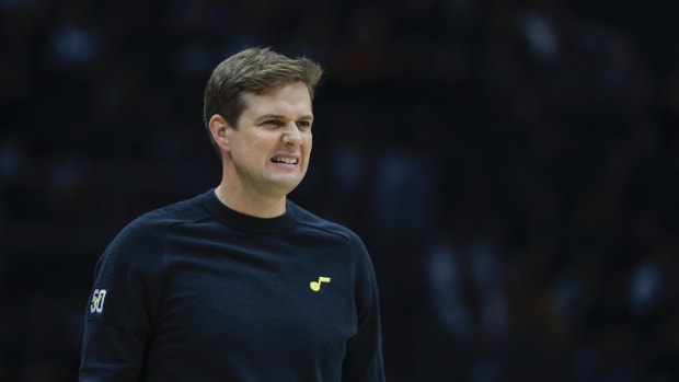 Utah Jazz head coach Will Hardy reacts to a play against the LA Clippers during the fourth quarter at Climate Pledge Arena.